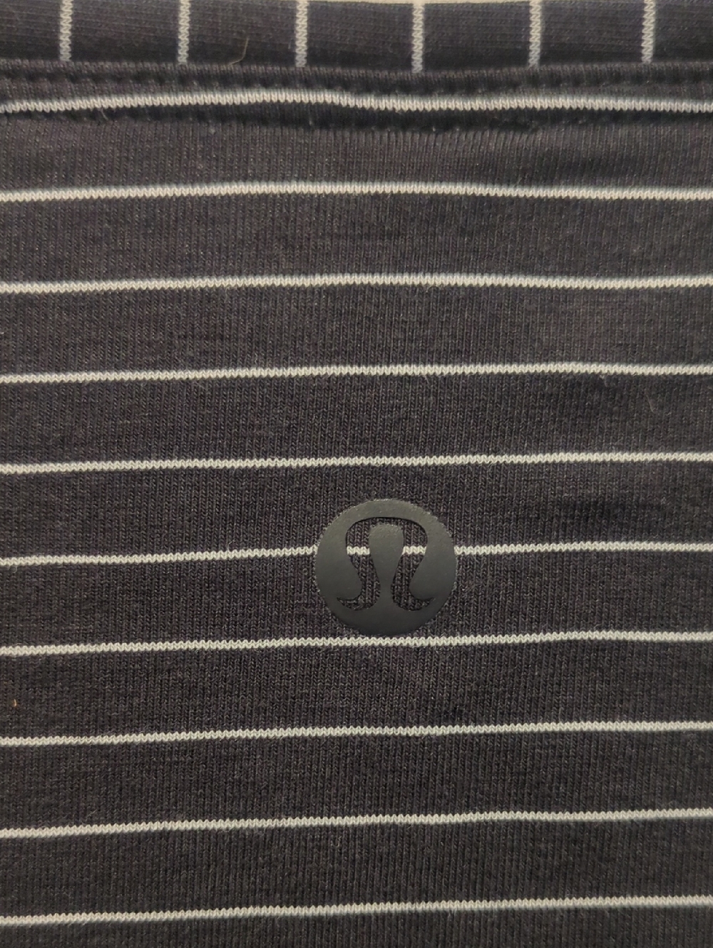 Lululemon Back In Action - Picture 6 of 7